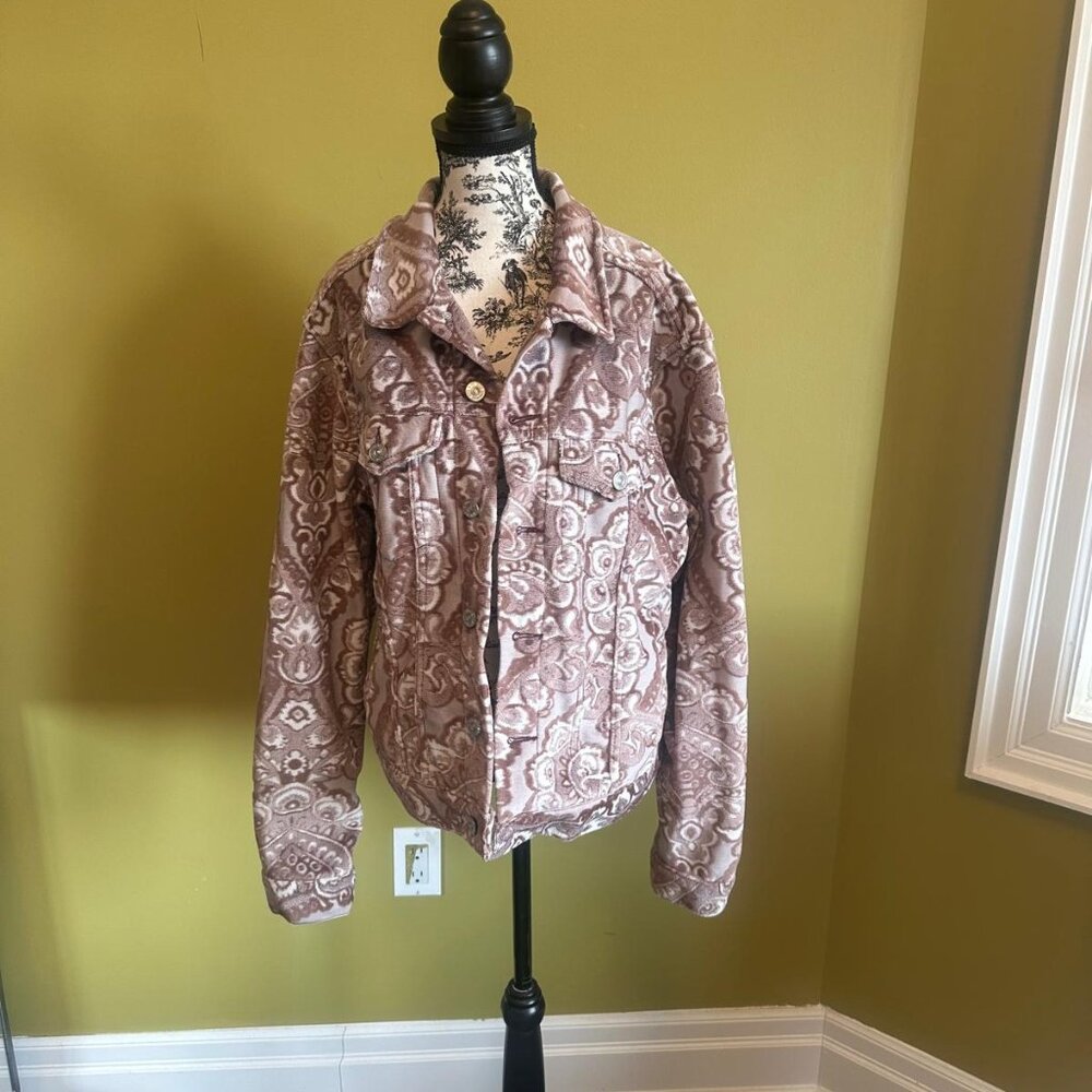 BDG NWT CRUSHED VELVET DENIM JACKET